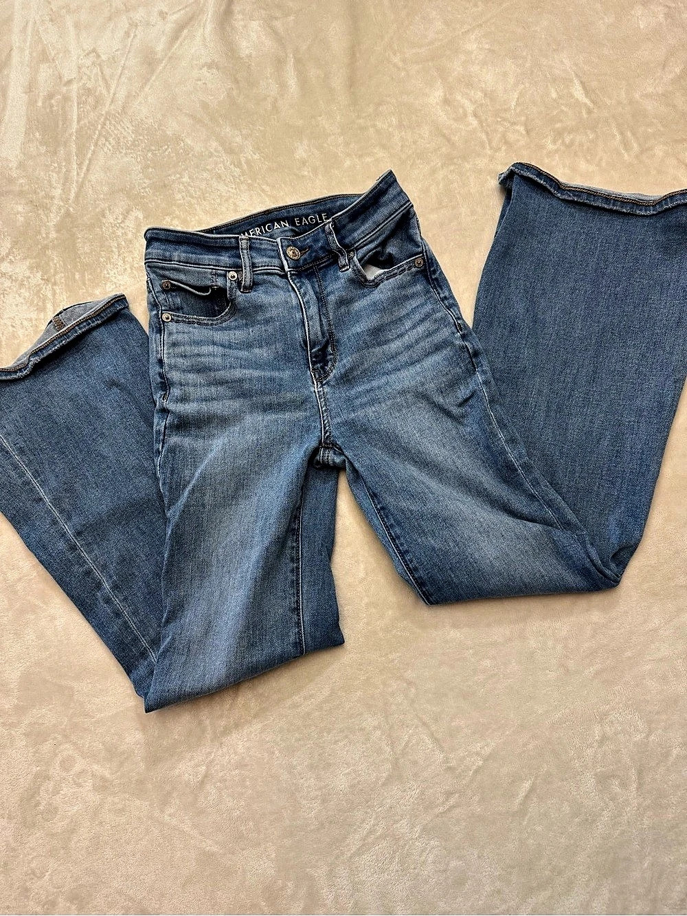 American Eagle AE Super High-Waisted Flare Jean Bootcut Blue 0 Short - Picture 2 of 7